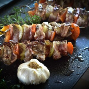 Brochette d'agneau marinée aux herbes de Provence  200 g