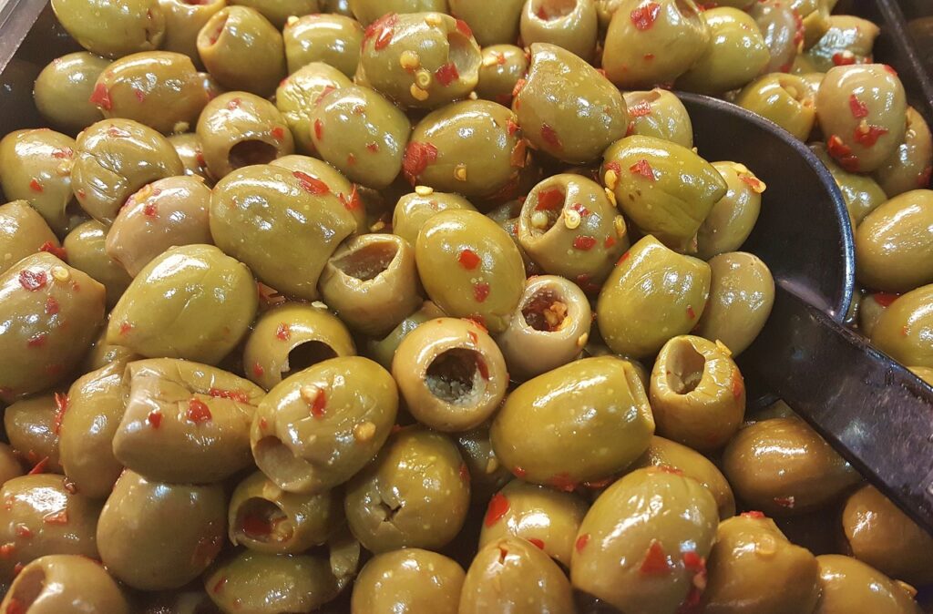 Olives farcies au fromage  250 g