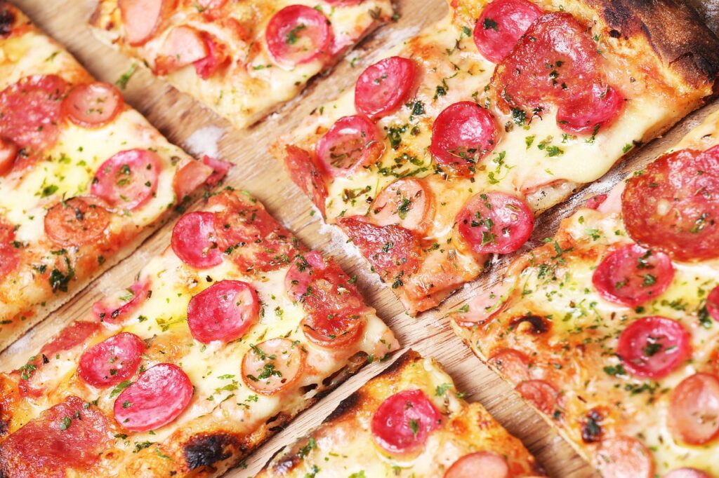 Pizza charcutière